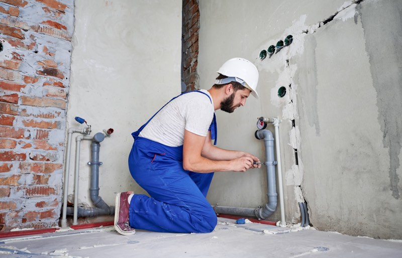 ¿Cuándo renovar la instalación de fontanería en un baño?